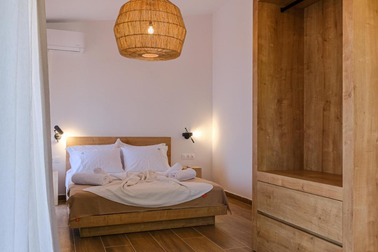 Dekalo Seaside Villa, Kryopigí Eksteriør bilde